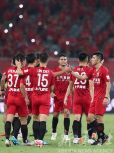 上港4-0申花(上港大胜申花,稳居中超榜首!)